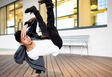 BREAKDANCING-366X251 Breakdancing-366x251